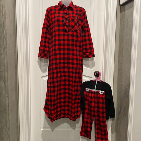 Christmas pajamas kids size 4T - Picture 2 of 7